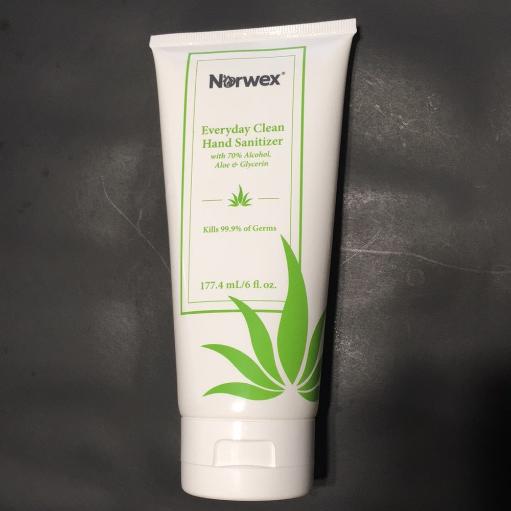 NWOT Norwex Everyday Clean Hand Sanitizer 6 fl. oz